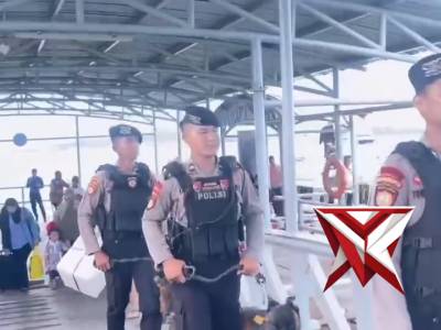 UNIT K9 DITSAMAPTA POLDA KEPRI MELAKSANAKAN PATROLI ARUS MUDIK DI PELABUHAN DI WILAYAH KOTA BATAM