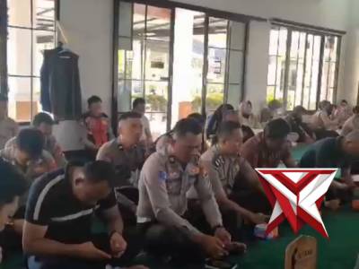 Kegiatan Binrohtal Personel Polres Ogan Komering Ilir - PoliceTube