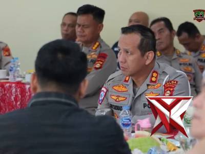 Kapolda Sumatera Selatan Irjen Pol. Dr. Sandi Nugroho memberikan penegasan mendalam bahwa masyarakat