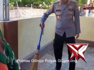 Kurve di lingkungan rumah Polmas