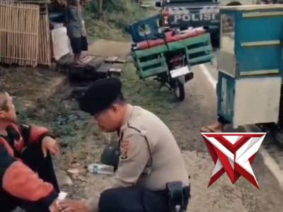 Tetaplah berbuat kebaikan meskipun caci maki menghujan namun kebaikan harus tetap berjalan