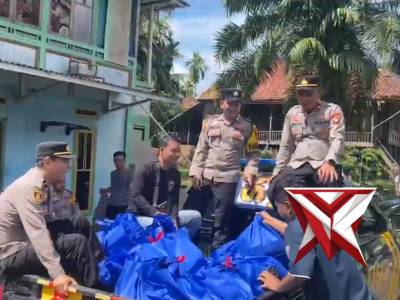 Penuh semangat bantu warga