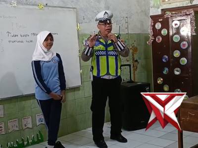 Dikmas Lantas Sejak Dini Sat Lantas Polres Pekalongan Kota - PoliceTube