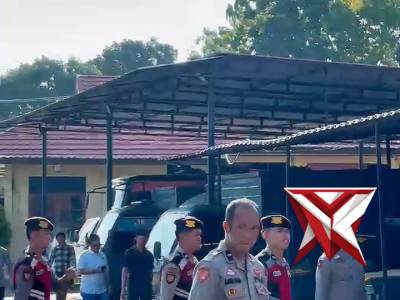 Ceramah Ustads Abdul Somad: Tingkatkan Kekhusyukan Sholat Personel Polres Musi Rawas