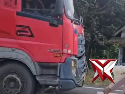 Polri Peduli, Jumat Berkah Berbagi - PoliceTube