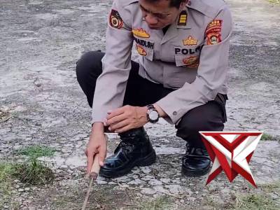 Polres OKI Hadir 
Kegiatan pembersihan rumah ibadah gereja