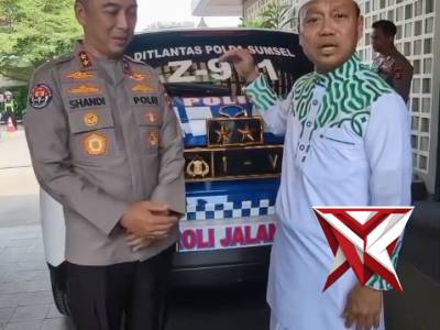 Kapolda Sumatera Selatan bersama Ustadz Da'az Latief