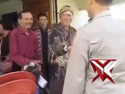 POLRES MUSI RAWAS AMANKAN IBADAH  DI GEREJA ST.KATARINA KEC PURWODADI