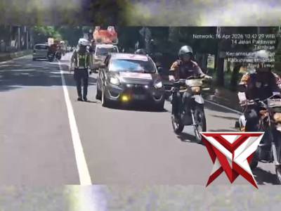 Polres Magetan mengawal penyampaian aspirasi dari Ormas GRIB dan OI di depan DPRD serta Kejaksaan Ne