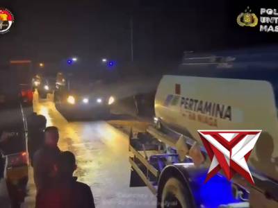 PENGAWALAN BBM TEMBUS PAGI, OLEH POLRI POLDA PAPUA TENGAH