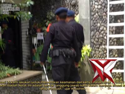 Kapolres Tasikmalaya Kota Pimpin Sterilisasi Gereja Jelang Perayaan Natal - PoliceTube