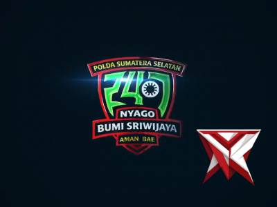 Kapolda menyapa langsung ribuan jemaat usai pelaksanaan misa untuk memastikan ibadah berjalan aman d - PoliceTube