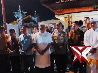 Kapolda sumsel IJP.Dr.Sandi Nugroho menghadiri perayaan dharma santi hari suci nyepi