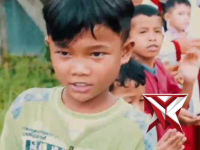 Kapolda Sumsel Irjen Pol. Dr. Sandi Nugroho, S.I.K., S.H., M.Hum. membawa kebahagiaan bagi warga