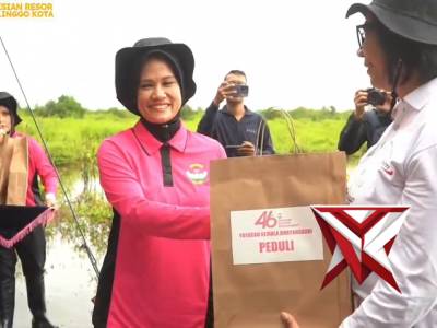 Penanaman Mangrove jajaran Polres Probolinggo Kota di Pantai Permata 

kotaprobolinggo 
polresprob