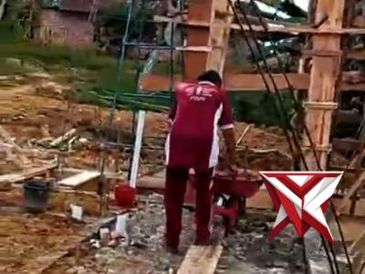 POLISI PENOLONG POLSEK TUNGKAL JAYA (SM11) - PoliceTube