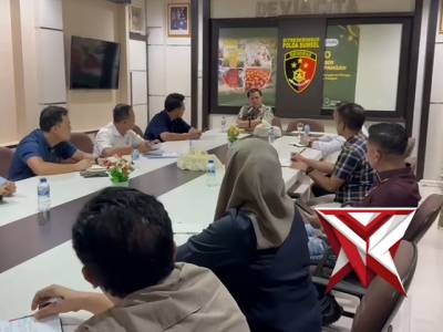 DIRRESKRIMSUS POLDA SUMSEL MEMBERIKAN PENEKANAN TERKAIT POLICE TUBE