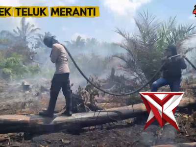 Pendinginan dan Mitigasi Karhutla di Kecamatan Teluk Meranti - PoliceTube