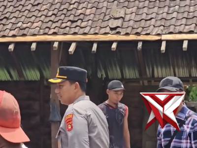 Sumsel - Kebakaran rumah tinggal yang terbuat dari papan dengan