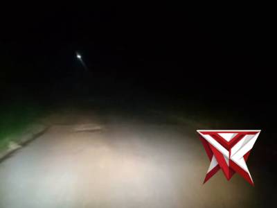 Sigap Melayani, Personel Polres Musi Rawas Polsek Jayaloka Pospol Sukakarya Bantu Warga.