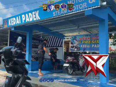 19. Bengkel motor kedai padek