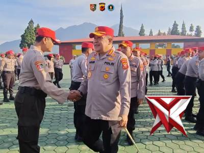 Ka SPN Polda Jabar menggelar acara Halal Bihalal kepada para Personil dan Pengurus Bhayangkari - PoliceTube