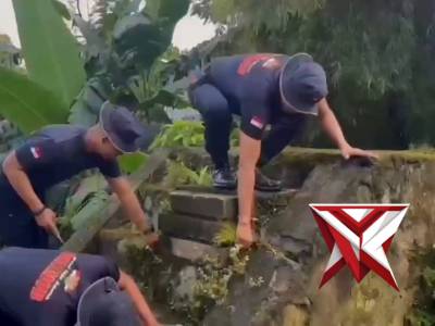 Satbrimob Polda Jateng Melaksanakan Gerakan Polda Jateng Asri
