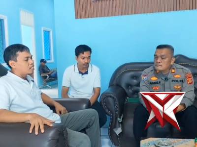 Lewat Podcast, Polsek Lempuing Jaya Sampaikan Pesan Kamtibmas
