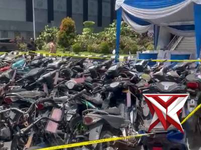 Penyerahan BB Ranmor hasil ungkap tindak pidana jajaran Polda Sumsel - PoliceTube