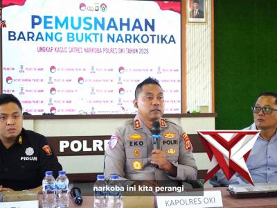 Polres OKI memusnahkan barang bukti narkotika jenis sabu seberat satu 927 gram pada Kamis pagi.
Pemu