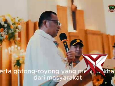 Kapolda Sumatera Selatan Irjen Pol Sandi Nugroho meninjau langsung pengamanan puncak perayaan Paskah - PoliceTube