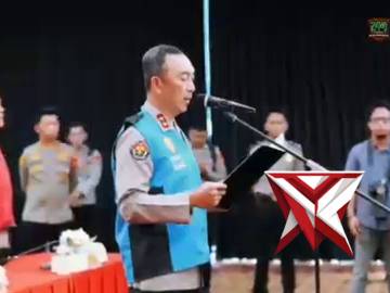 Kapolda Sumatera Selatan Irjen Pol Dr. Sandi Nugroho memimpin upacara pengambilan sumpah - PoliceTube