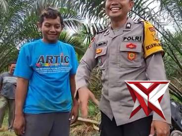 Bhabinkamtibmas Polsek Jayaloka melaksanakan himbauan terhadap warga di kec Jayaloka