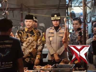Pantau Stabilitas Pangan Jelang Lebaran, Kapolres Majalengka Bersama Wakil Bupati Cek Stok dan Harga - PoliceTube