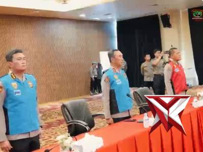 Penandatangan fakta integritas penerimaan Polri oleh Kapolda SUMSEL