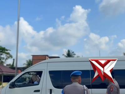 Kapolsek Bayung Lencir menyediakan program mudik gratis untuk masyarakat Bayung lencir