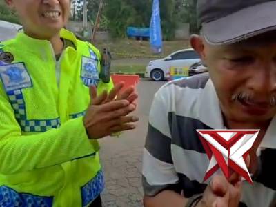 Satlantas polres indramayu siap memudahkan dan melancarkan perjalanan mudik anda ??. - PoliceTube