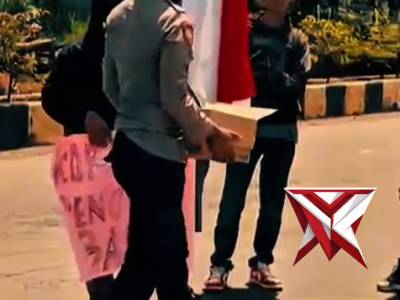 Pengamanan Humanis, Wujud Kepedulian Polsek Muara Beliti Polres Musi Rawas di Tengah Aksi Unjuk Rasa - PoliceTube