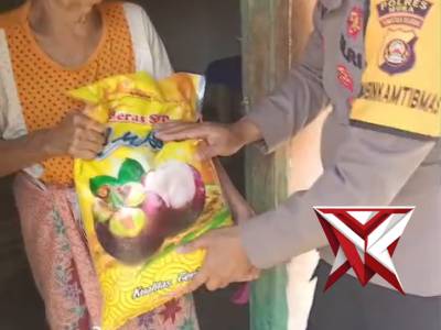 Giat Baksos Polsek BTS Ulu. C6 - PoliceTube