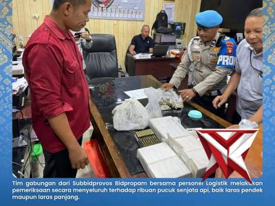 Bidpropam Polda Sumsel menggelar pengecekan besar-besaran terhadap ribuan pucuk senpi dinas.