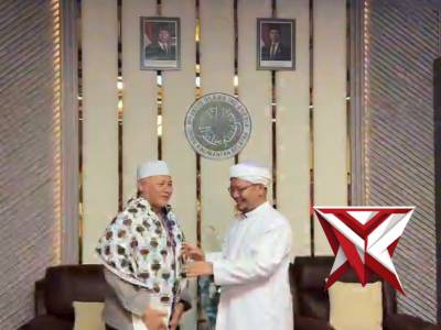 Polda Kalsel Sambangi Ponpes Dalam Pagar - PoliceTube