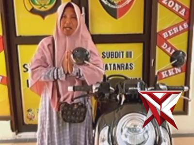 Pada tgl 21 Oktober 2025 anak ibu tersebut kehilangan motor didepan mie gacoan sp plaza batu aji,
