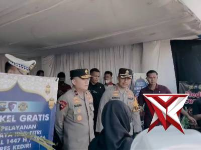 Wakapolda Jatim Tinjau Pos Mengkreng, Antisipasi Lonjakan Arus Mudik Lebaran Wakapolda Jawa Timur B - PoliceTube