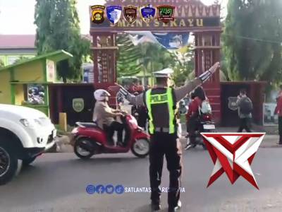 Gatur Lalin Satlantas Polres Muba 4 - PoliceTube