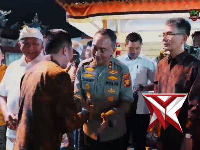 Kapolda sumsel IJP.Dr.Sandi Nugroho menghadiri perayaan dharma santi hari suci nyepi
