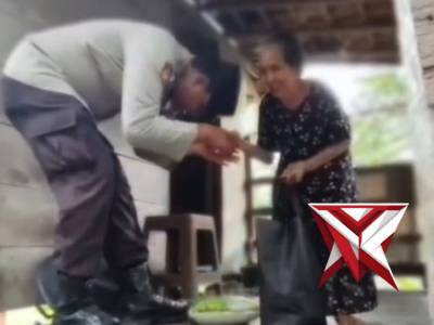 Jumat Berkah: Polri Hadir, Polri Berbagi, Polri Melayani