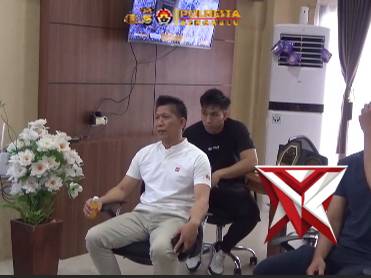 *Kapolresta Bengkulu Beri Dukungan 2 Petarung MMA Asal Bengkulu Berlaga di Shanghai Cina* - PoliceTube