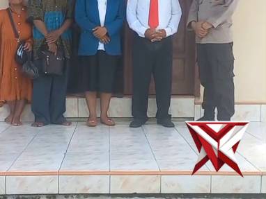 Masyarakat Apresiasi Kinerja Polisi dalam Pengamanan Perayaan Paskah - PoliceTube