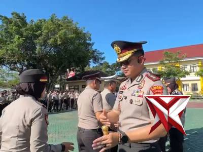 Pemberian penghargaan kepada personel dan masyarakat atas dedikasi serta kontribusinya
