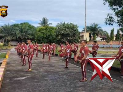Personel  Batalyon C Pelopor satbrimobda sumsel Melaksanakan Giat Olahraga Pagi Bersama